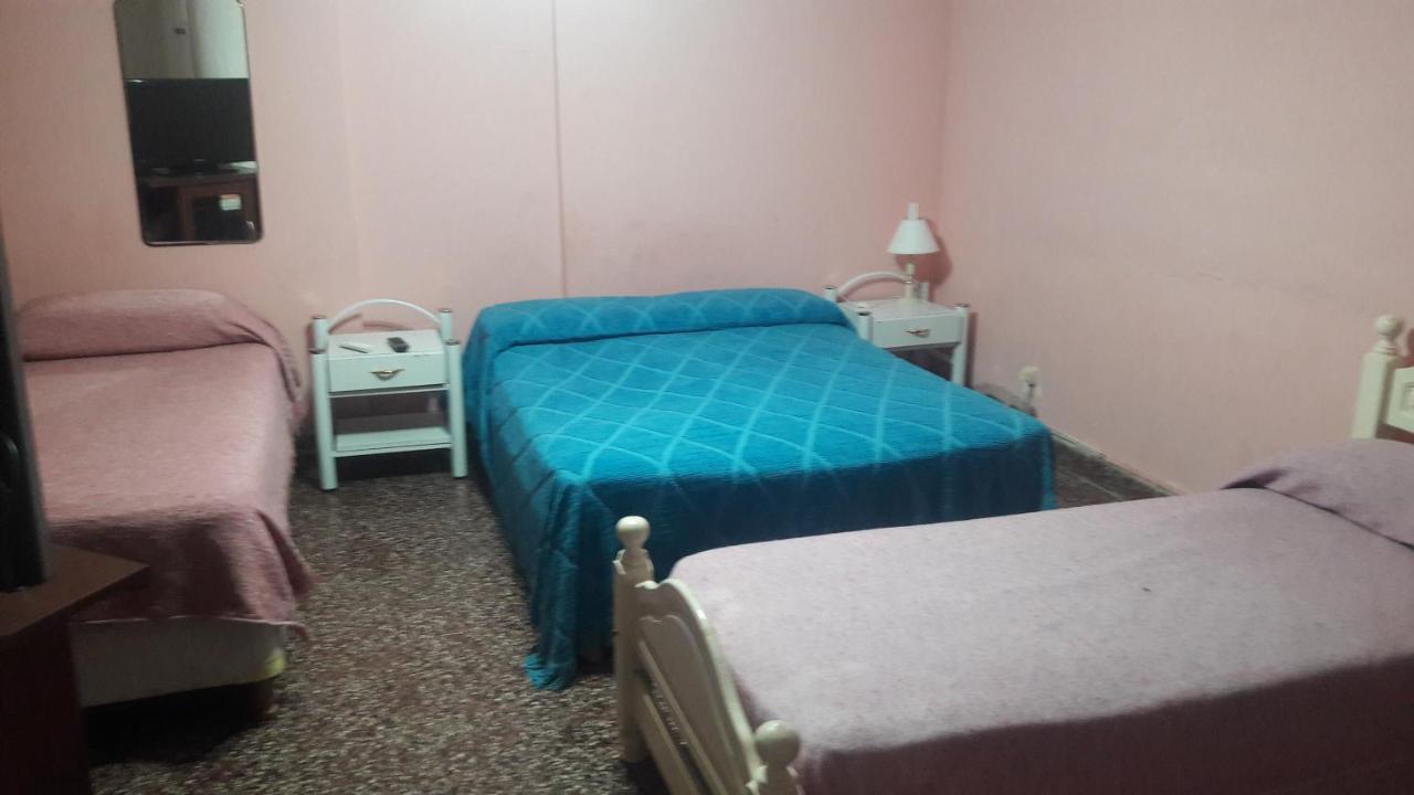 Hotel Los Robles Гуалегуайчу Номер фото